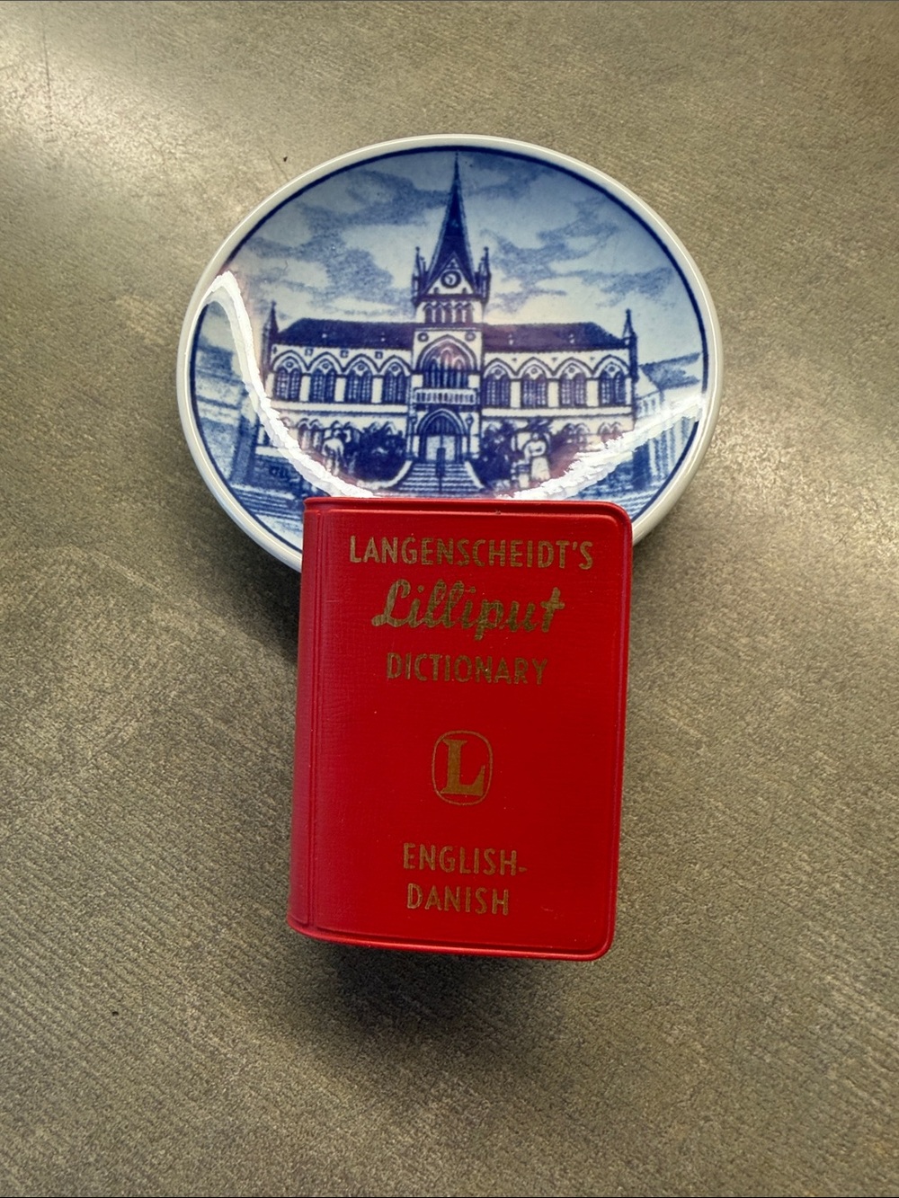 Vintage Langenscheidt Mini Dictionary - Red